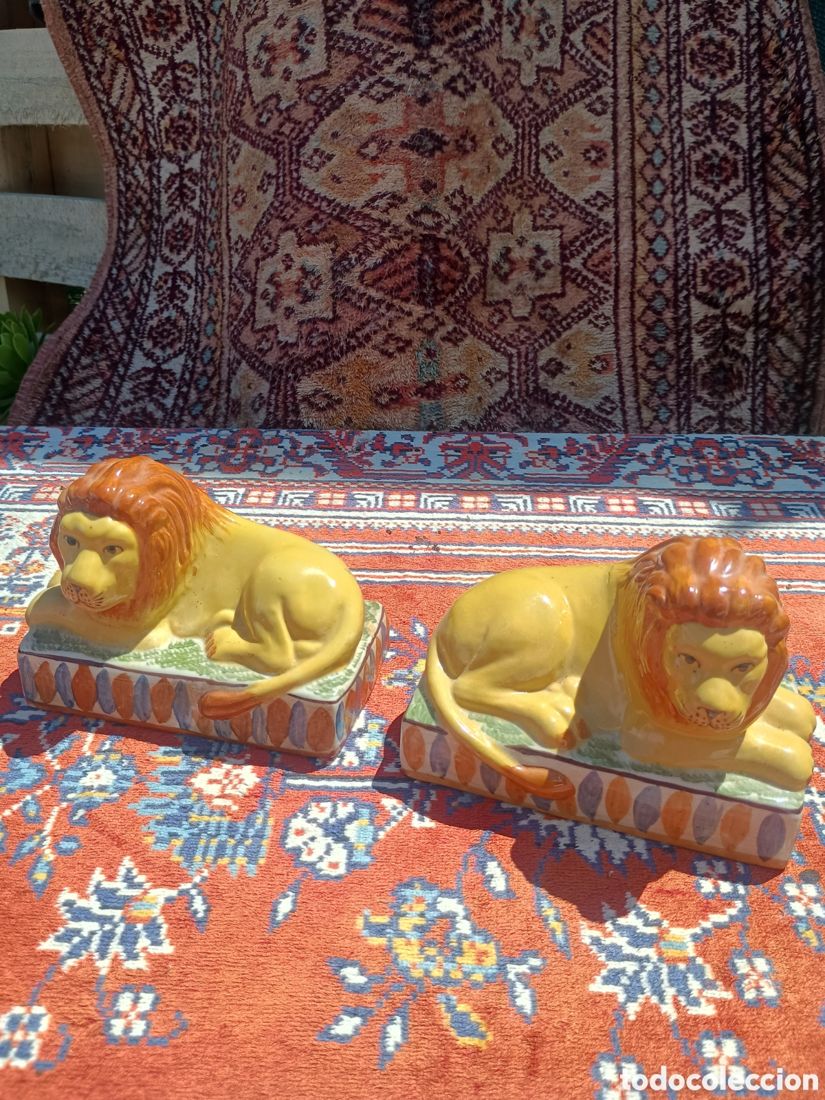 Antig&uuml;edades: Pareja de leones estilo Staffordshire