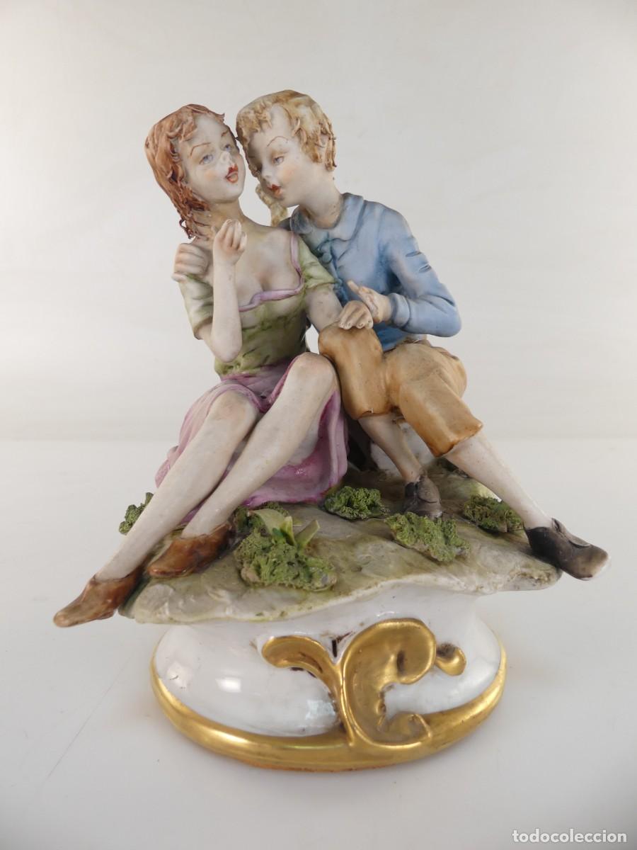 Antiquit&auml;ten: PRECIOSA FIGURA DE PORCELANA DE CAPODIMONTE