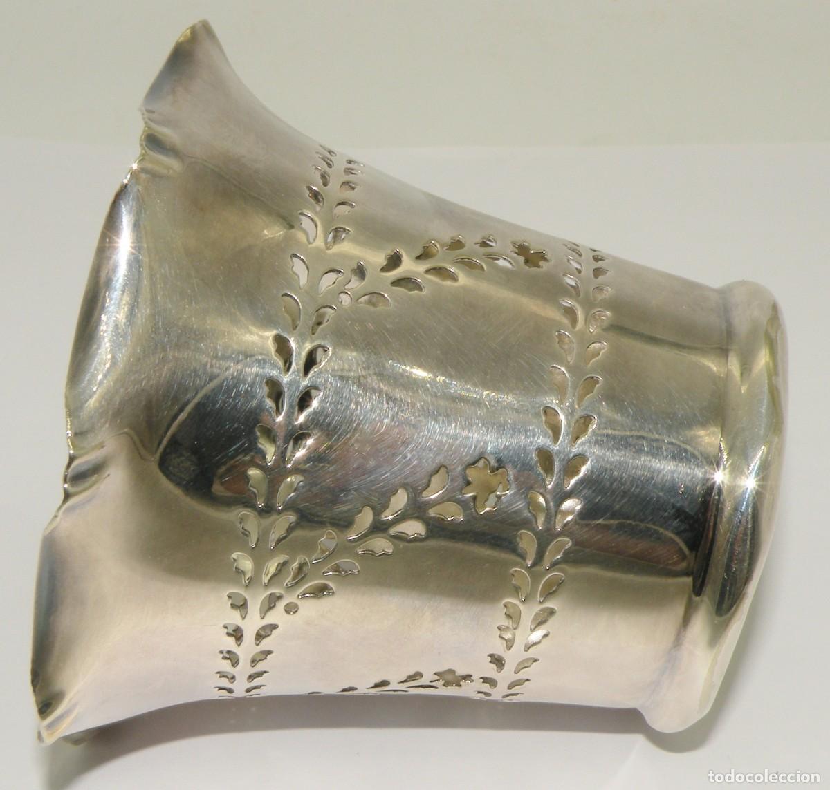 Antig&uuml;edades: DELICADO FLORERO SILVER PLATED INGL&Eacute;S - Foto 3