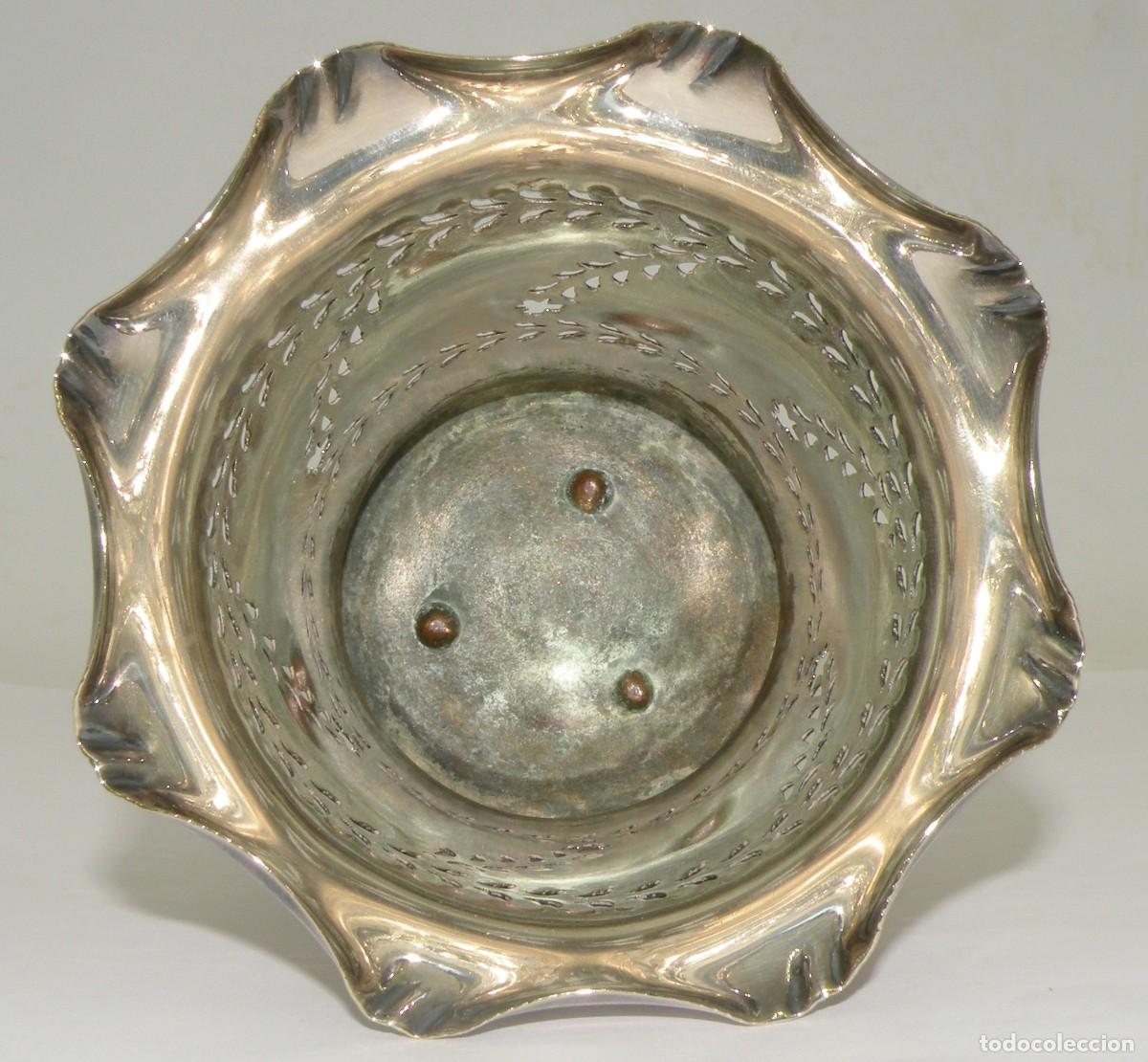 Antig&uuml;edades: DELICADO FLORERO SILVER PLATED INGL&Eacute;S - Foto 4