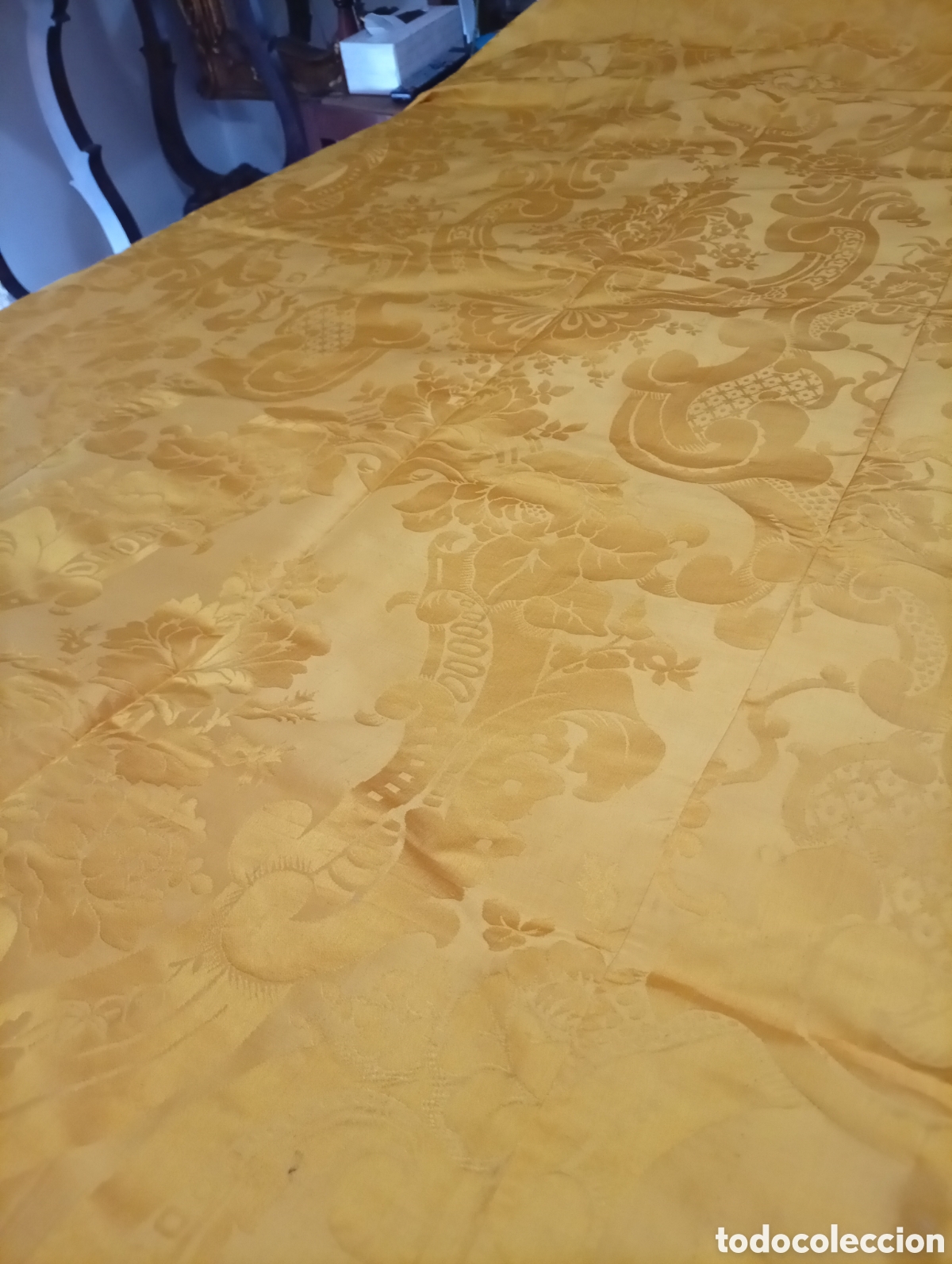 Antig&uuml;edades: Corte para falda (seda natural)