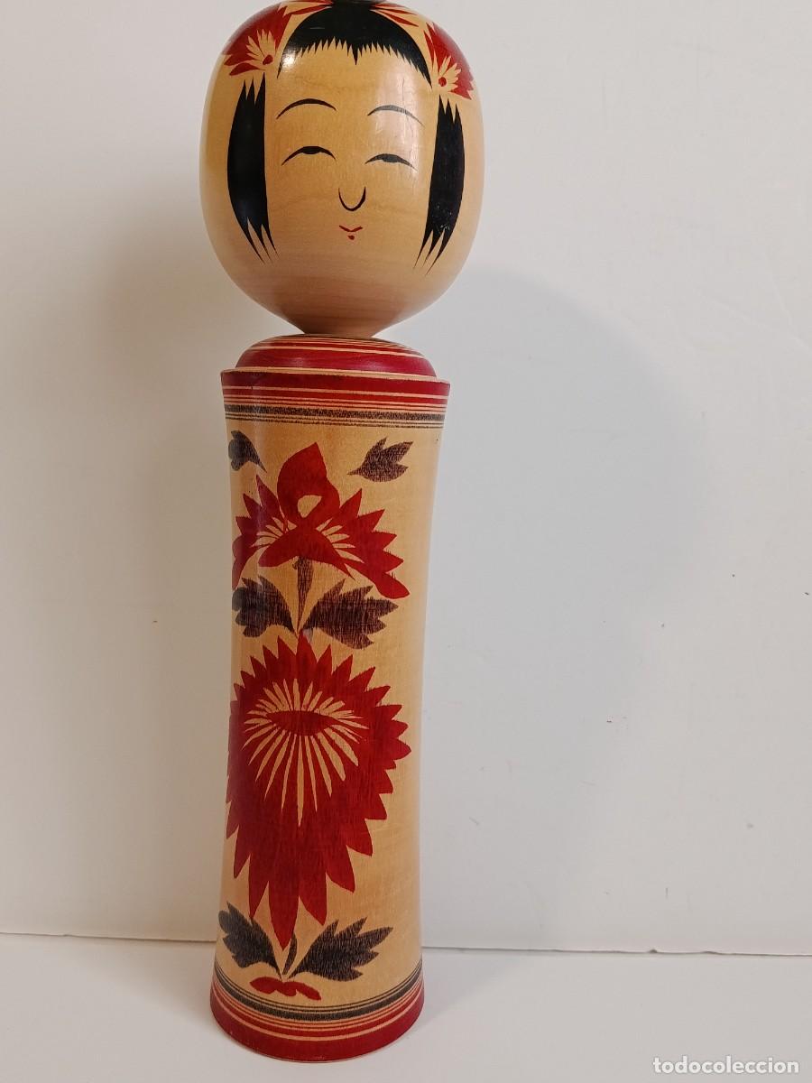 Antig&uuml;edades: MU&Ntilde;ECA JAPONESA DE MADERA.KOKESHI.31 cm - Foto 2