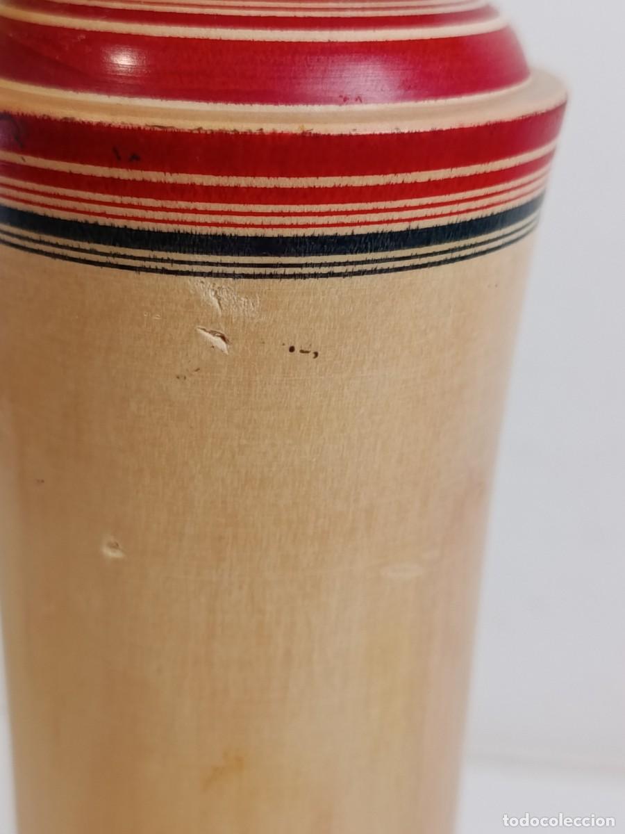 Antig&uuml;edades: MU&Ntilde;ECA JAPONESA DE MADERA.KOKESHI.31 cm - Foto 7