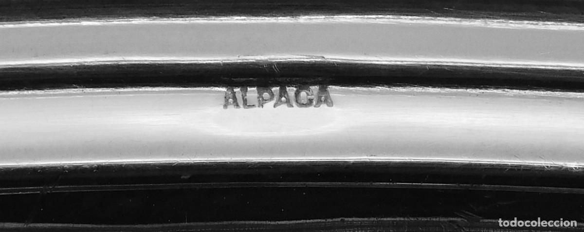 Antig&uuml;edades: ELEGANTE BANDEJA RECTANGULAR DE ALPACA CONTRASTADA - Foto 7