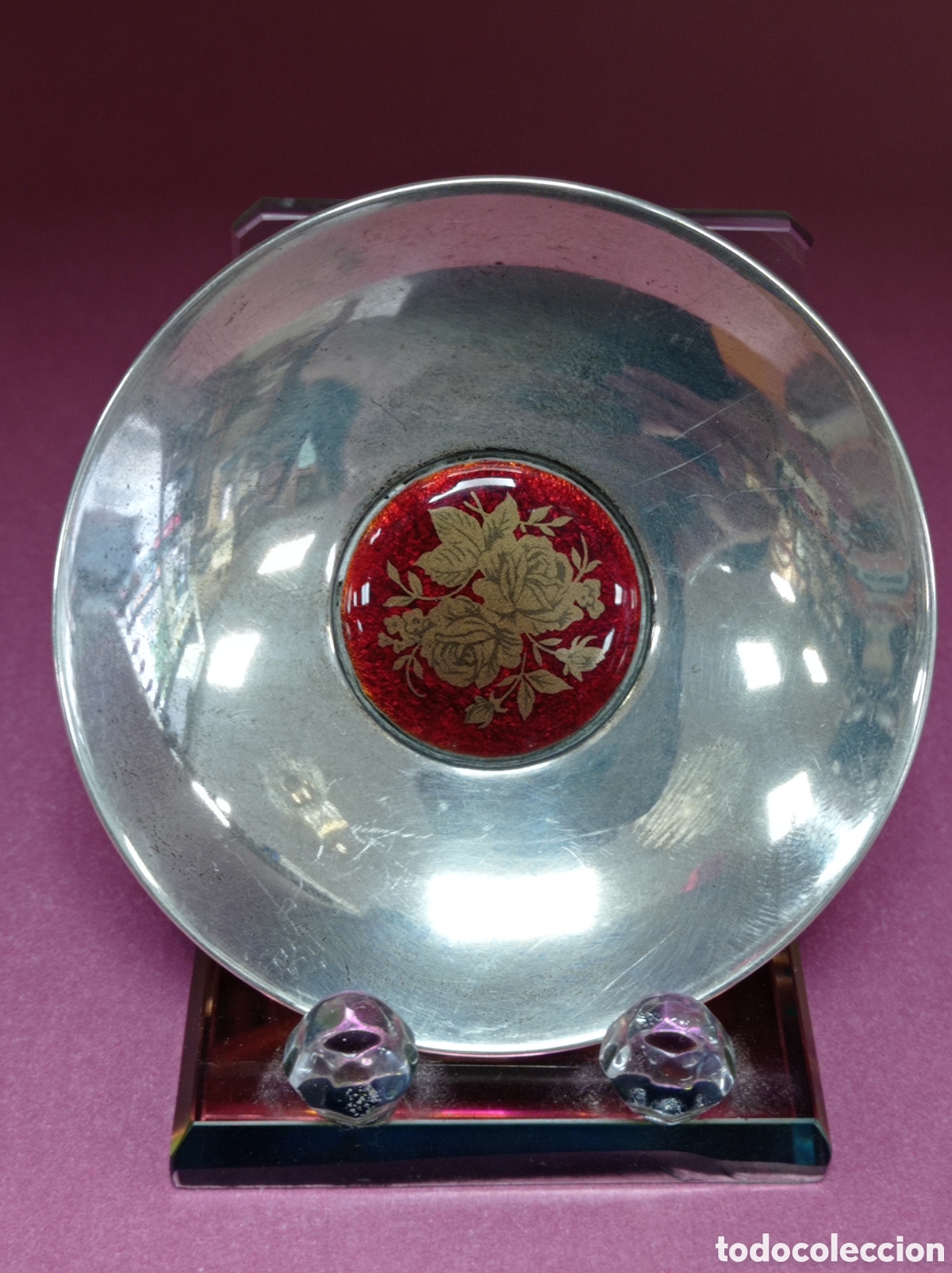 Antig&uuml;edades: Platillo de plata con esmaltes al fuego