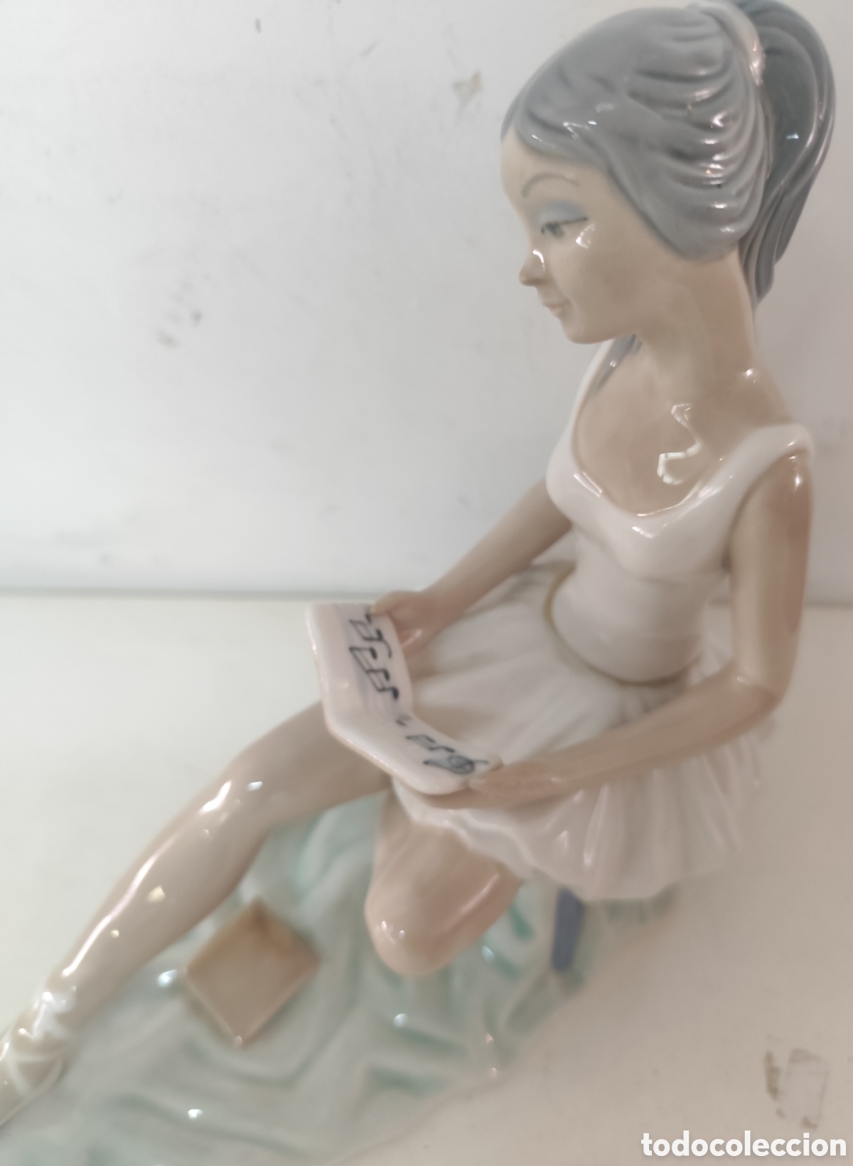Antig&uuml;edades: Figura porcelana tengra - Foto 4