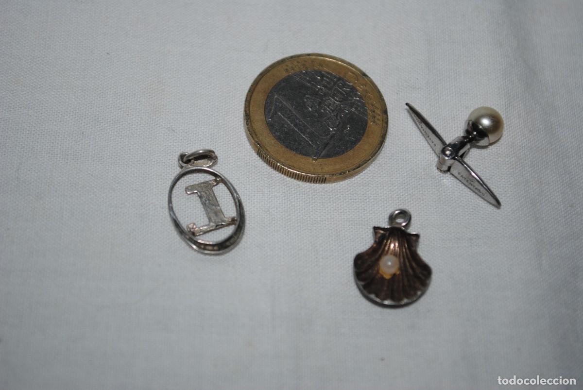 Antig&uuml;edades: COLGANTES DE PLATA Y OTRAS - Foto 1