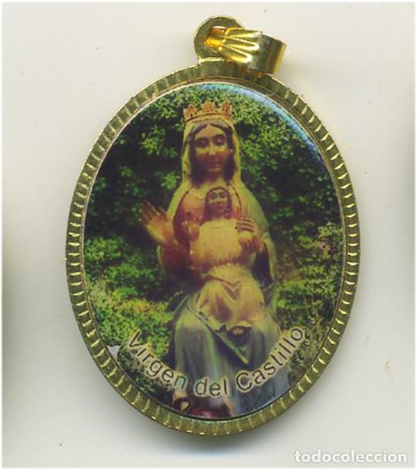 Antig&uuml;edades: VIRGEN DEL CASTILLO MEDALLA DE 3,5/2,5 CM DORADA E IMAGEN EN ESMALTE