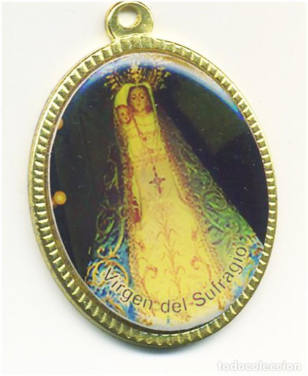 Antig&uuml;edades: VIRGEN DEL SUFRAGIO MEDALLA DE 3,5/2,5 CM DORADA E IMAGEN EN ESMALTE