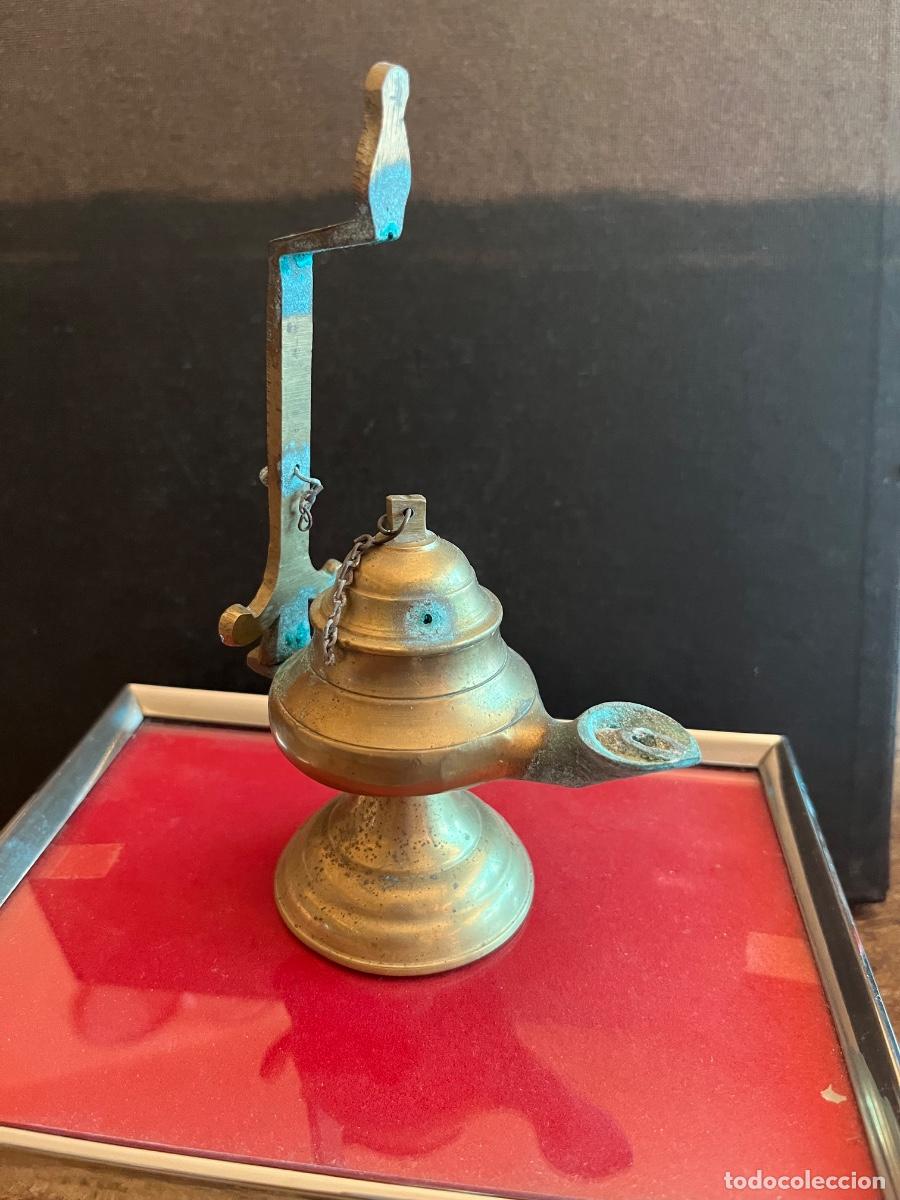Antig&uuml;edades: L&Aacute;MPARA DE ACEITE EN BRONCE