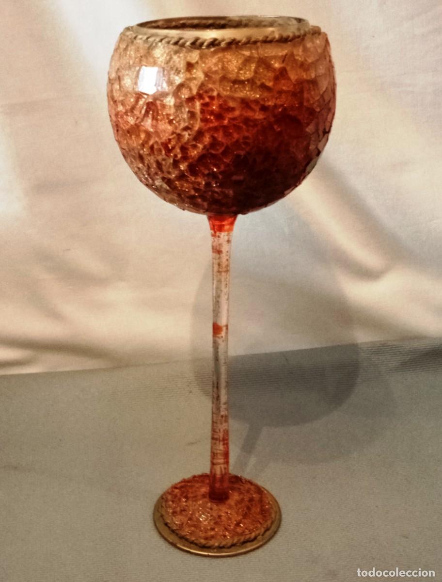 Antig&uuml;edades: Portavelas Copa Mosaico Cristal Dorado Rojo. Elegante portavelas con forma de copa