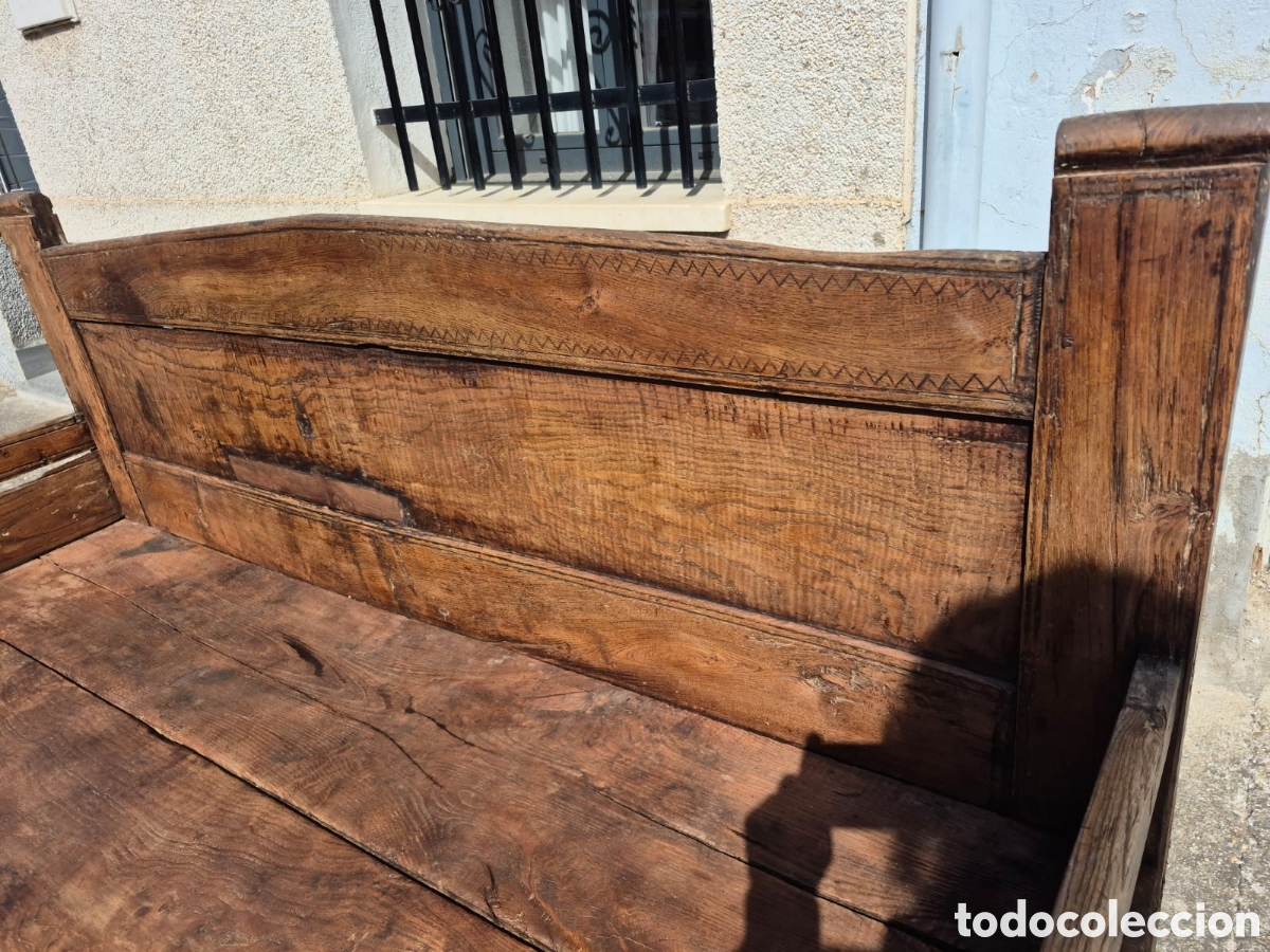 Antig&uuml;edades: Esca&ntilde;o de casta&ntilde;o en buen estado - Foto 4