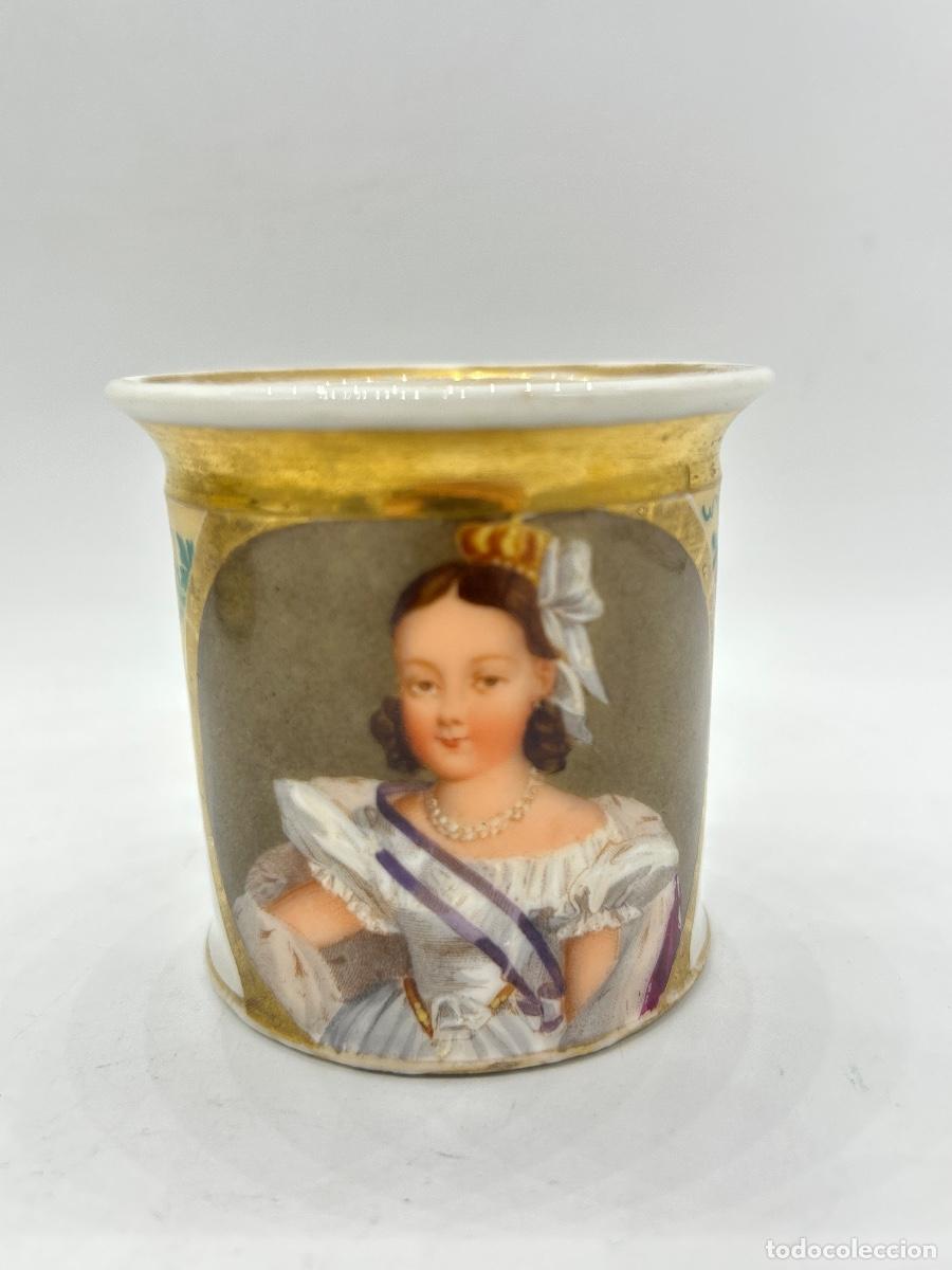 Antig&uuml;edades: LA REINA ISABEL II - ANTIGUA TAZA DE PORCELANA - RETRATO - MUY RARO
