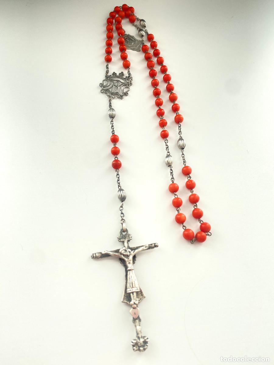 Antig&uuml;edades: Rosario antiguo grande de plata y cuentas de coral rojo natural. c. 1890-1920