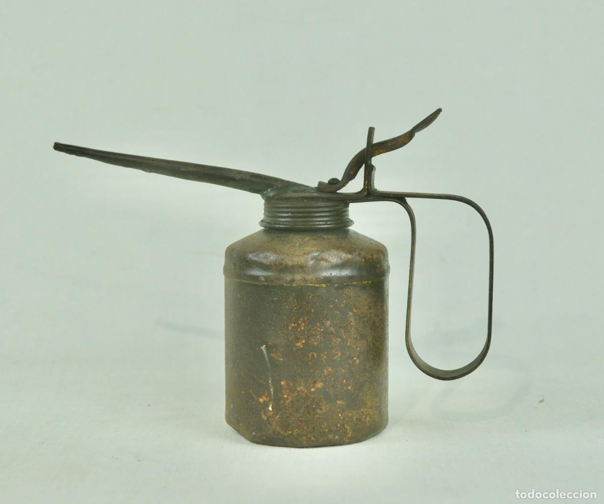 Antig&uuml;edades: Aceitera