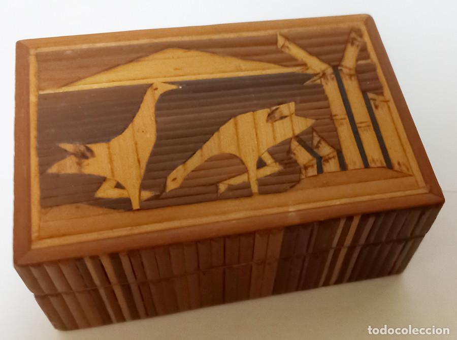 Antiquit&eacute;s: CAJA ANTIGUA DE BAMBU - ELABORACI&Oacute;N ARTESANAL