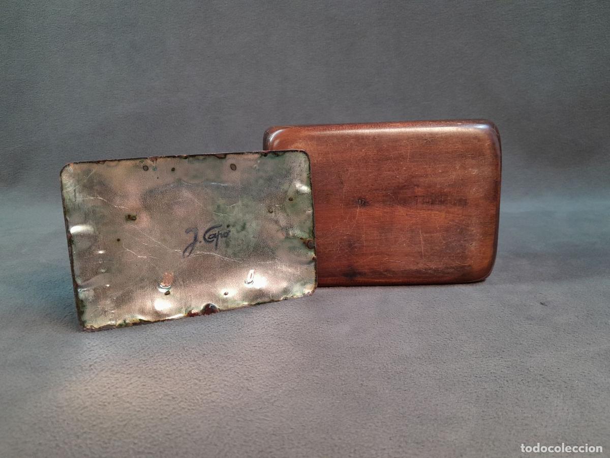 Antig&uuml;edades: CAJA ALHAJERO RECTANGULAR EN MADERA NOBLE CON PLACA ENCASTRADA DE ESMALTE DE J. CAP&Oacute;. - Foto 3