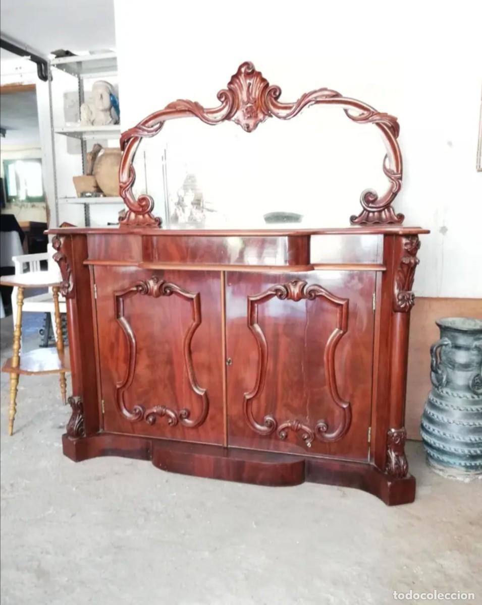 Antiquit&eacute;s: BUFFET DE CAOBA VICTORIANO S. XIX