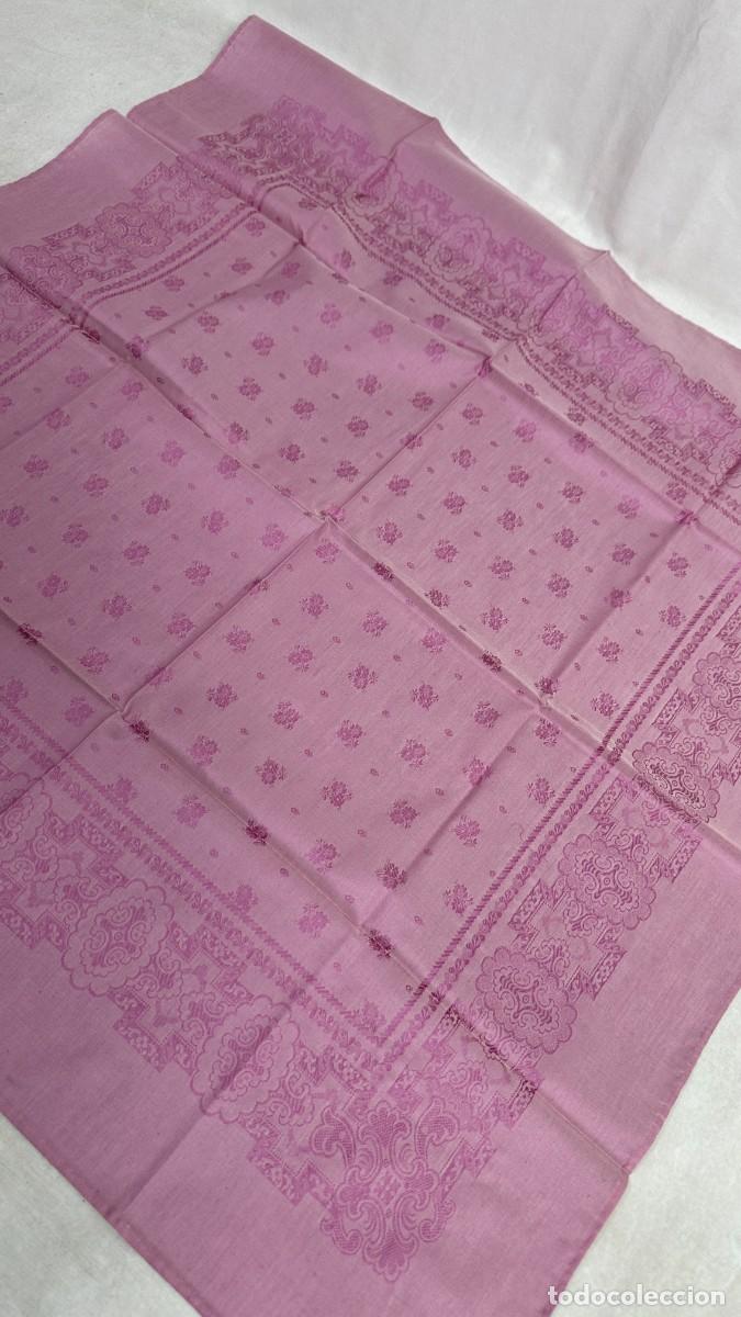 Antig&uuml;edades: Pa&ntilde;uelo rosa adamascado - Foto 4