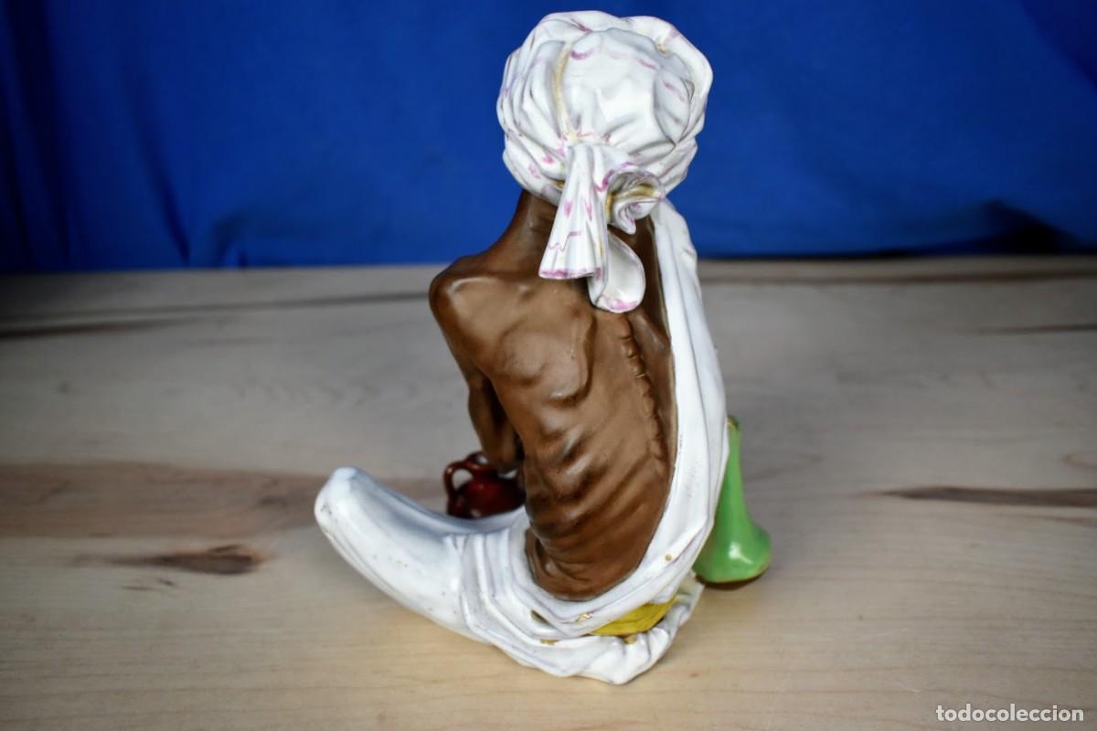Antig&uuml;edades: Mendigo Hind&uacute; de porcelana de Algora con defectos - Foto 7