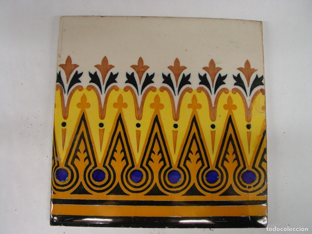 Antig&uuml;edades: Azulejos antiguos de 1900 - Foto 2
