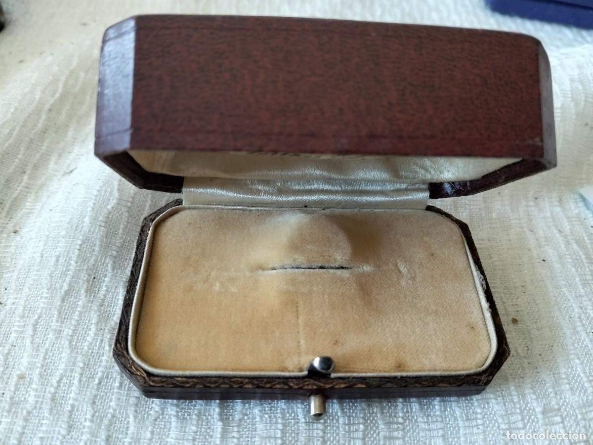 Antig&uuml;edades: ANTIGUO ESTUCHE PARA SORTIJA JOYERIA