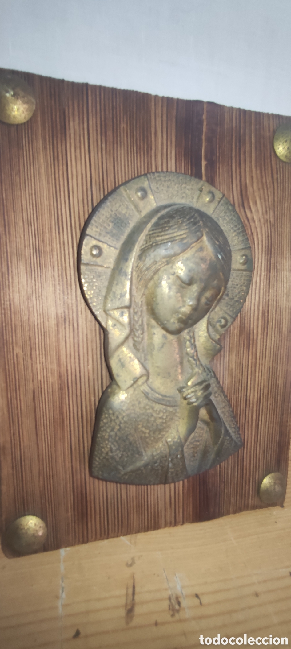 Antig&uuml;edades: Figura virgen de bronce sobre tabla - Foto 3