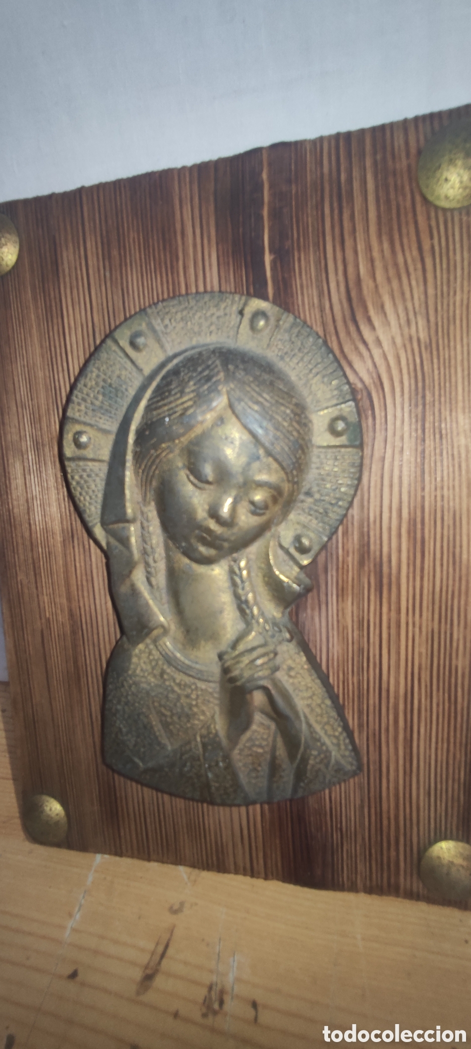 Antig&uuml;edades: Figura virgen de bronce sobre tabla - Foto 4