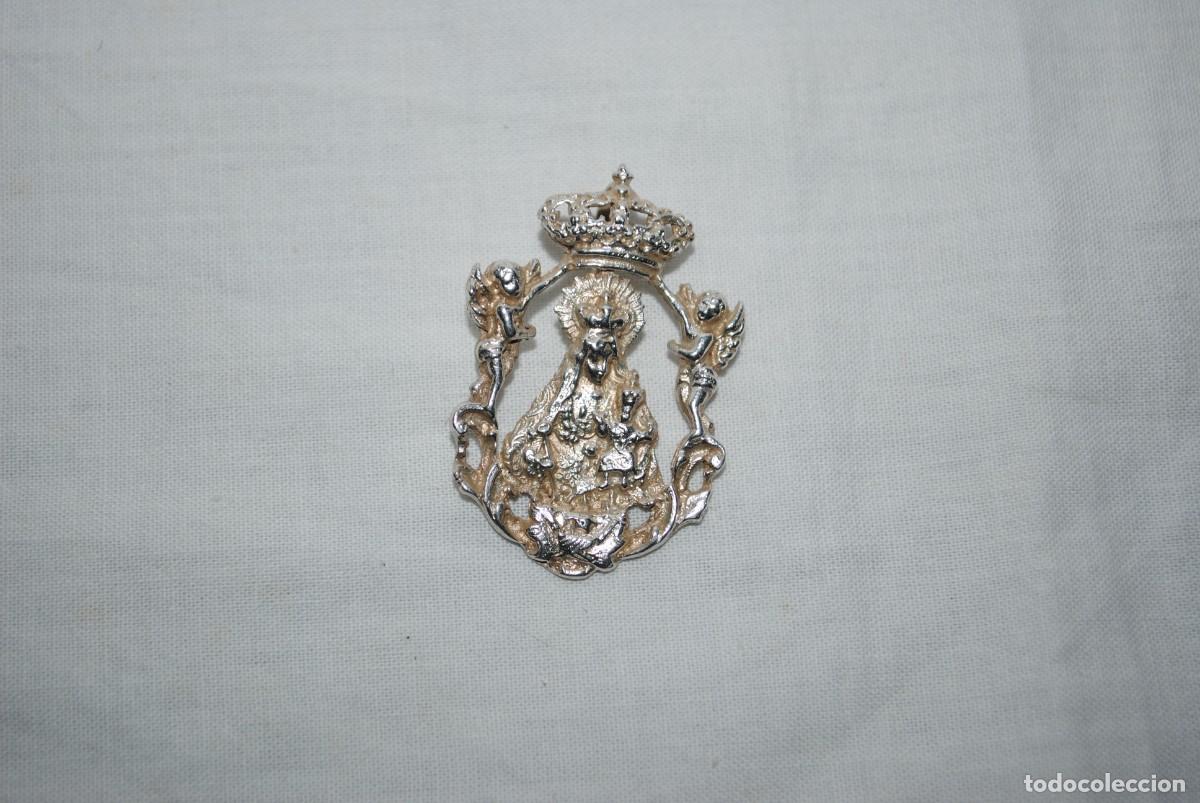 Antig&uuml;edades: MEDALLA DE PLATA DE LA VIRGEN DEL ROCIO - Foto 1