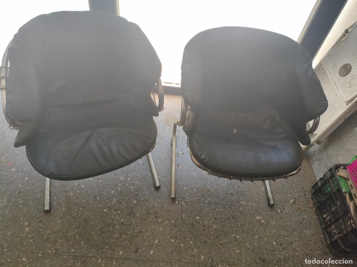 Antig&uuml;edades: 2 sillas antiguas de dise&ntilde;o Flynn Gastone Rinaldi ?
