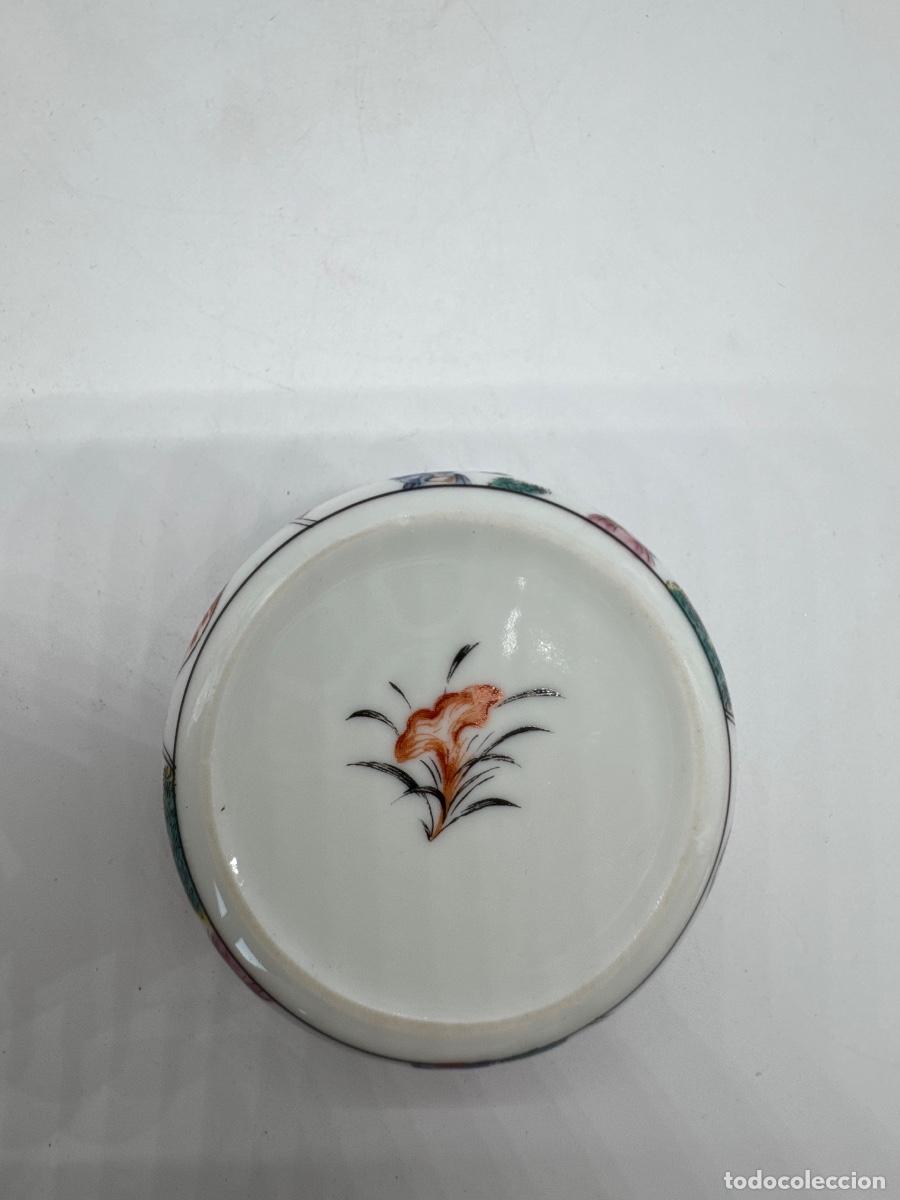 Antig&uuml;edades: TABAQUERA DE PORCELANA - Foto 10