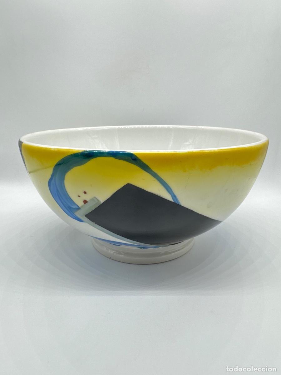 Antig&uuml;edades: ANTIGUO CUENCO CON DECORACI&Oacute;N ABSTRACTA DE PORCELANA PINTADO A MANO
