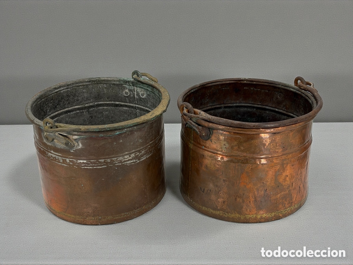 Antig&uuml;edades: Grandes Cubos de Cobre Siglo XIX
