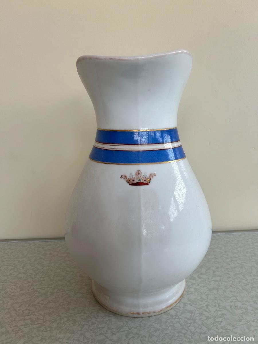 Antig&uuml;edades: AGUAMANIL ANTIGUO DE PORCELANA CON ESCUDO