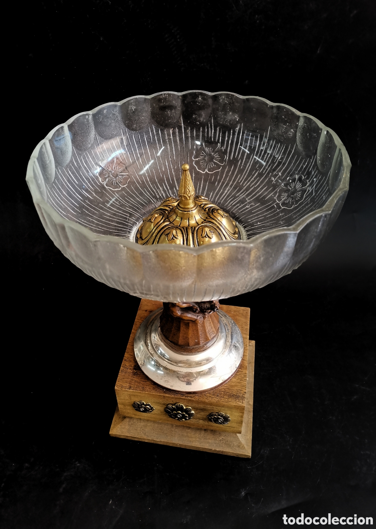 Antiquit&auml;ten: CENTRO DE MESA ANTIGUO CON UN LLAMATIVO Y PRECIOSO DISE&Ntilde;O