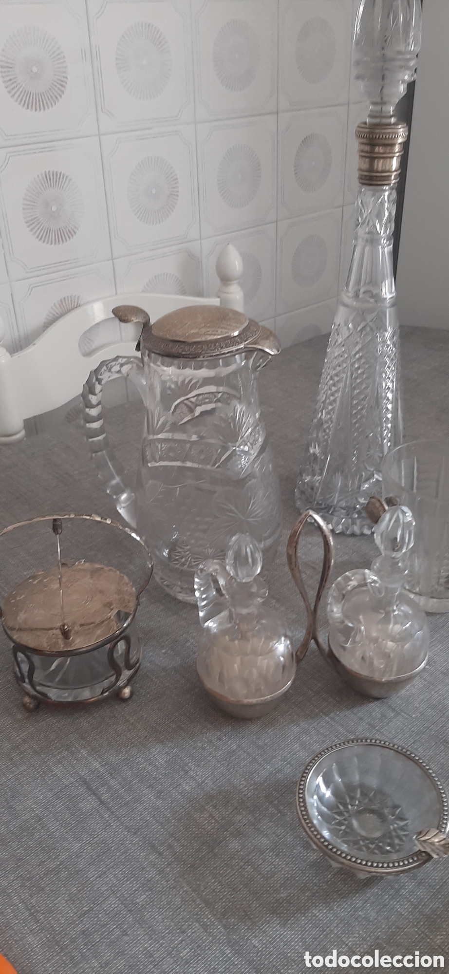 Antig&uuml;edades: Varias piezas cristal tallado