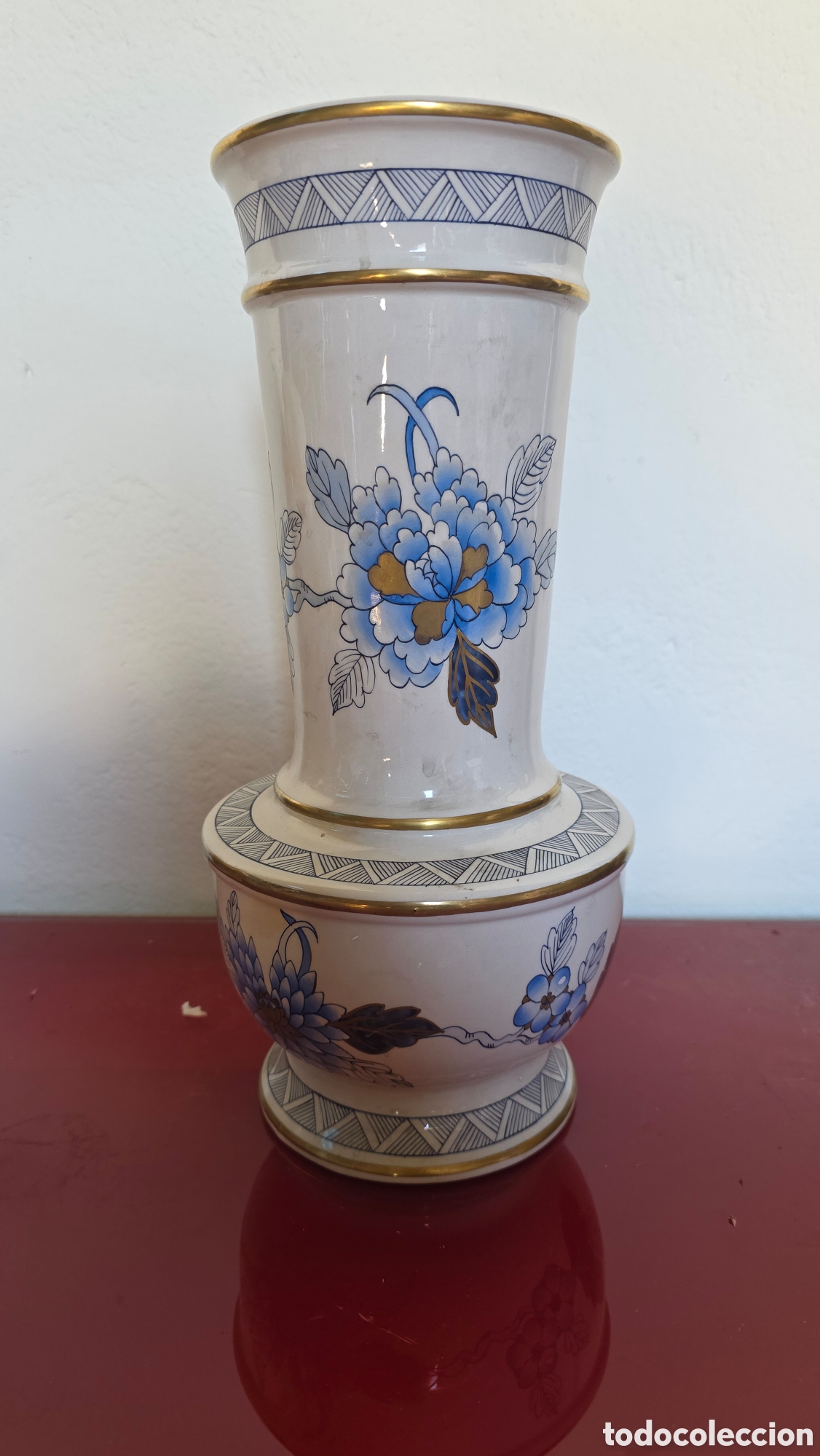 Antig&uuml;edades: Jarron porcelana fundaci&oacute;n de gremios