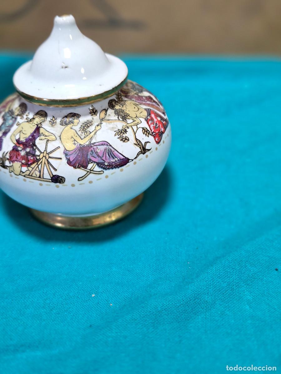 Antig&uuml;edades: peque&ntilde;a sopera de ceramica - Foto 3
