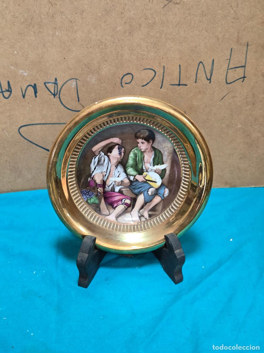 Antig&uuml;edades: plato oriental dorado