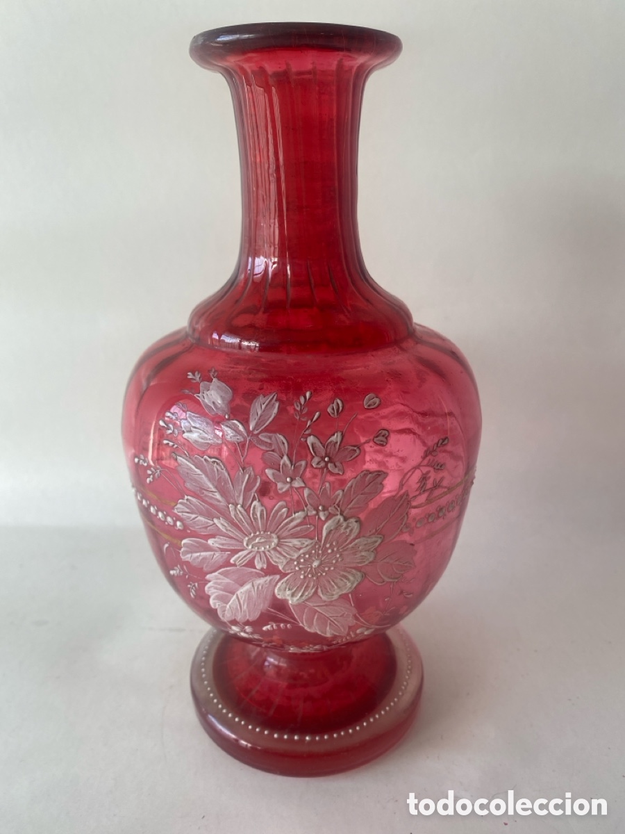 Antig&uuml;edades: Jarr&oacute;n de cristal rosa intenso rojo pintado a mano y dorado veneciano principios Siglo XX