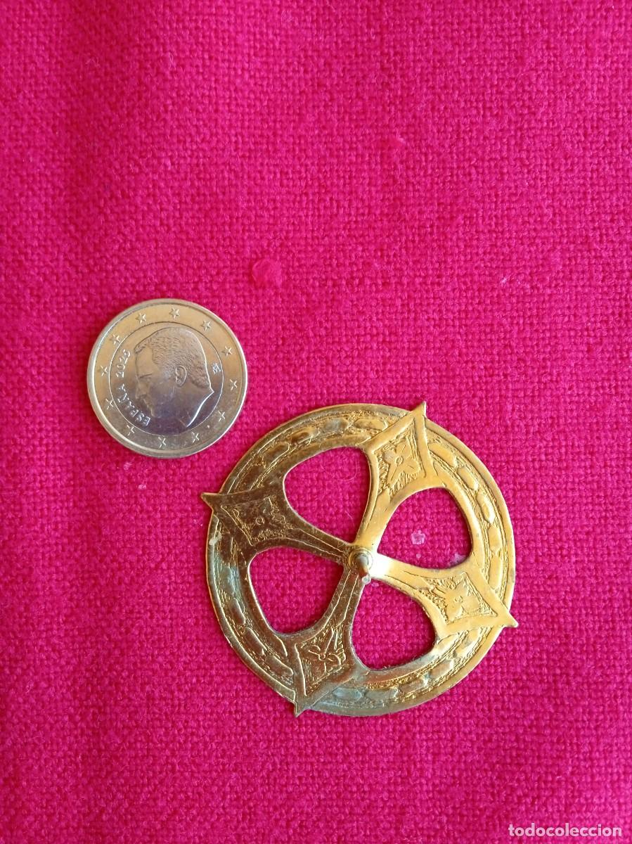 Antig&uuml;edades: Aureola Corona resplandor de metal para figura religiosa