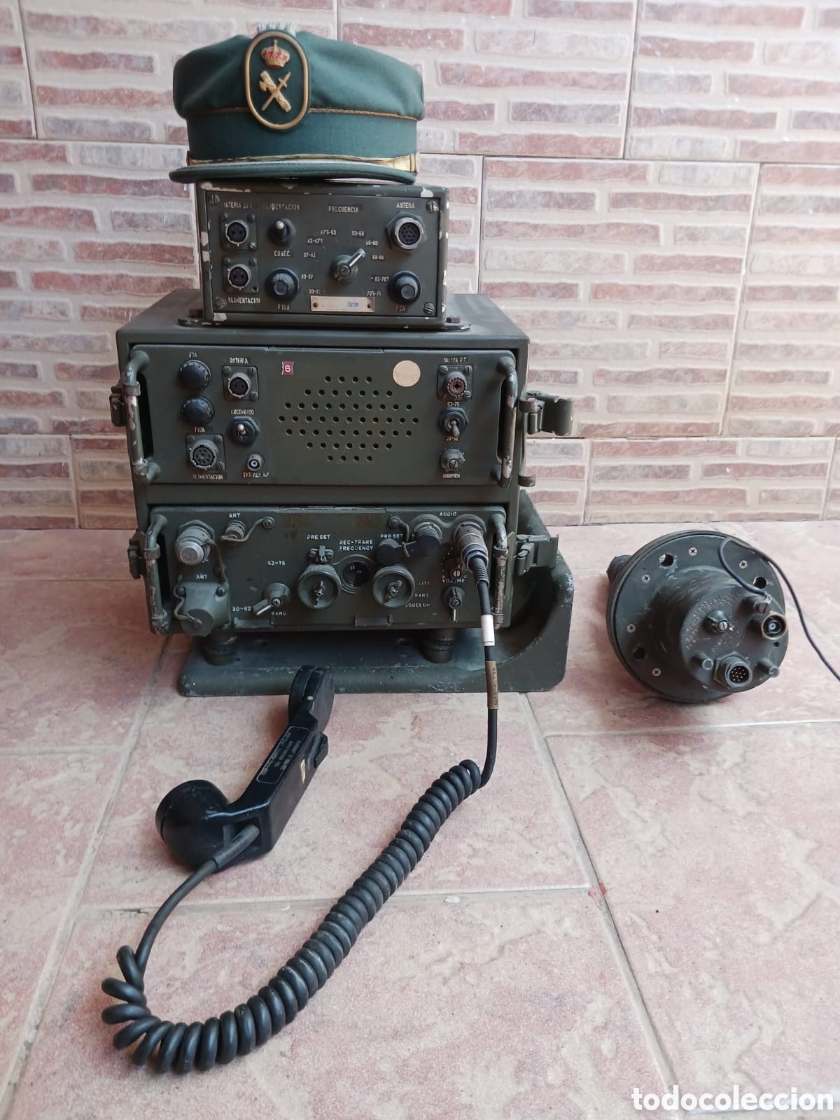 Antig&uuml;edades: Radio militar AN/PRC-77 ( Emisora cl&aacute;sica de la era de Vietnam )
