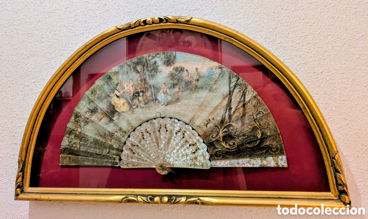 Antig&uuml;edades: Venta en persona. Abanico antiguo enmarcado en abaniquera