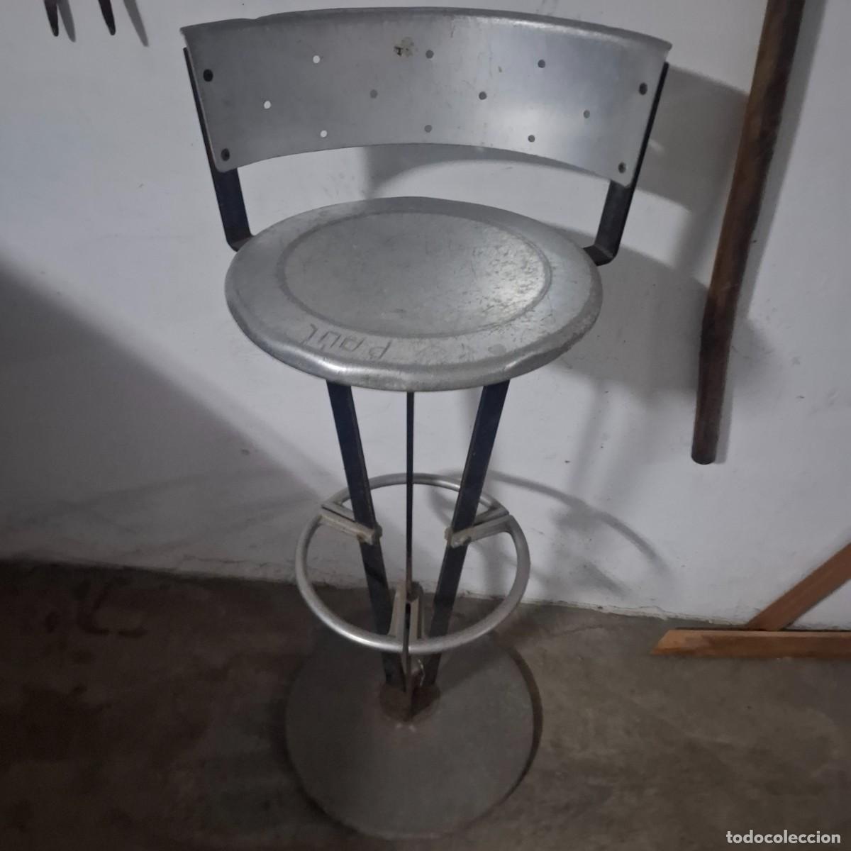 Antig&uuml;edades: Antugu banqueta de dise&ntilde;o. A&ntilde;os 80