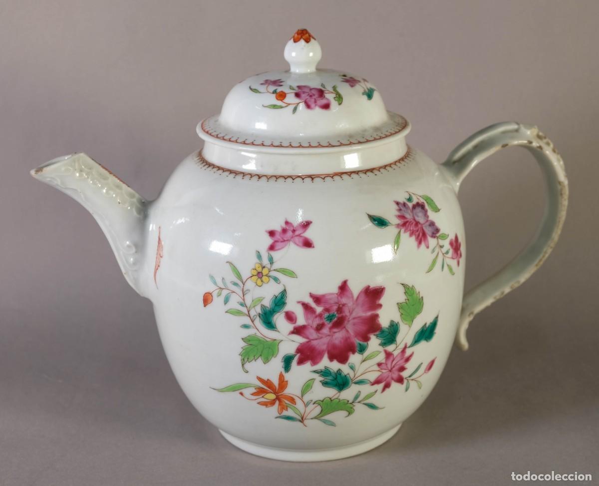 Antig&uuml;edades: TETERA EN PORCELANA COMPA&Ntilde;IA DE &Iacute;NDIAS PINTADA A MANO SIGLO XVIII