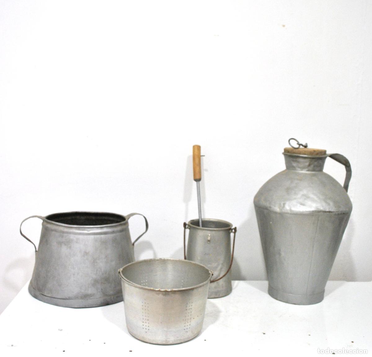 Antiguidades: Lote de utensilios lecheros de metal galvanizado