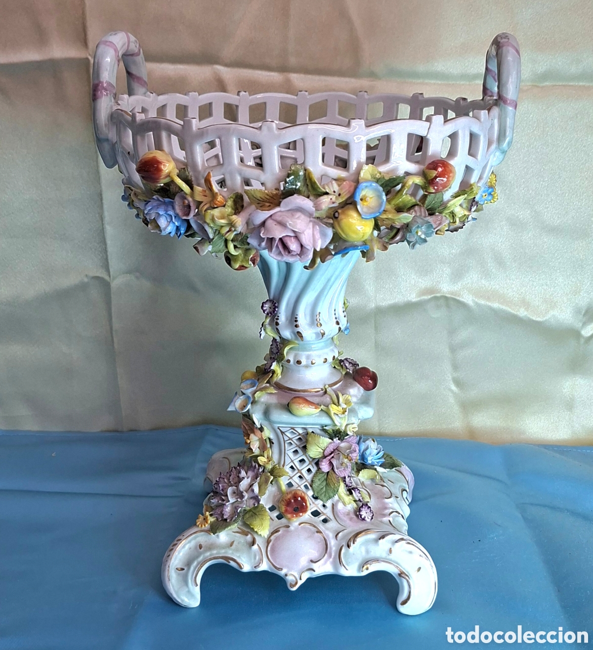 Antig&uuml;edades: Centro de mesa de porcelana Alemana Siglo XIX