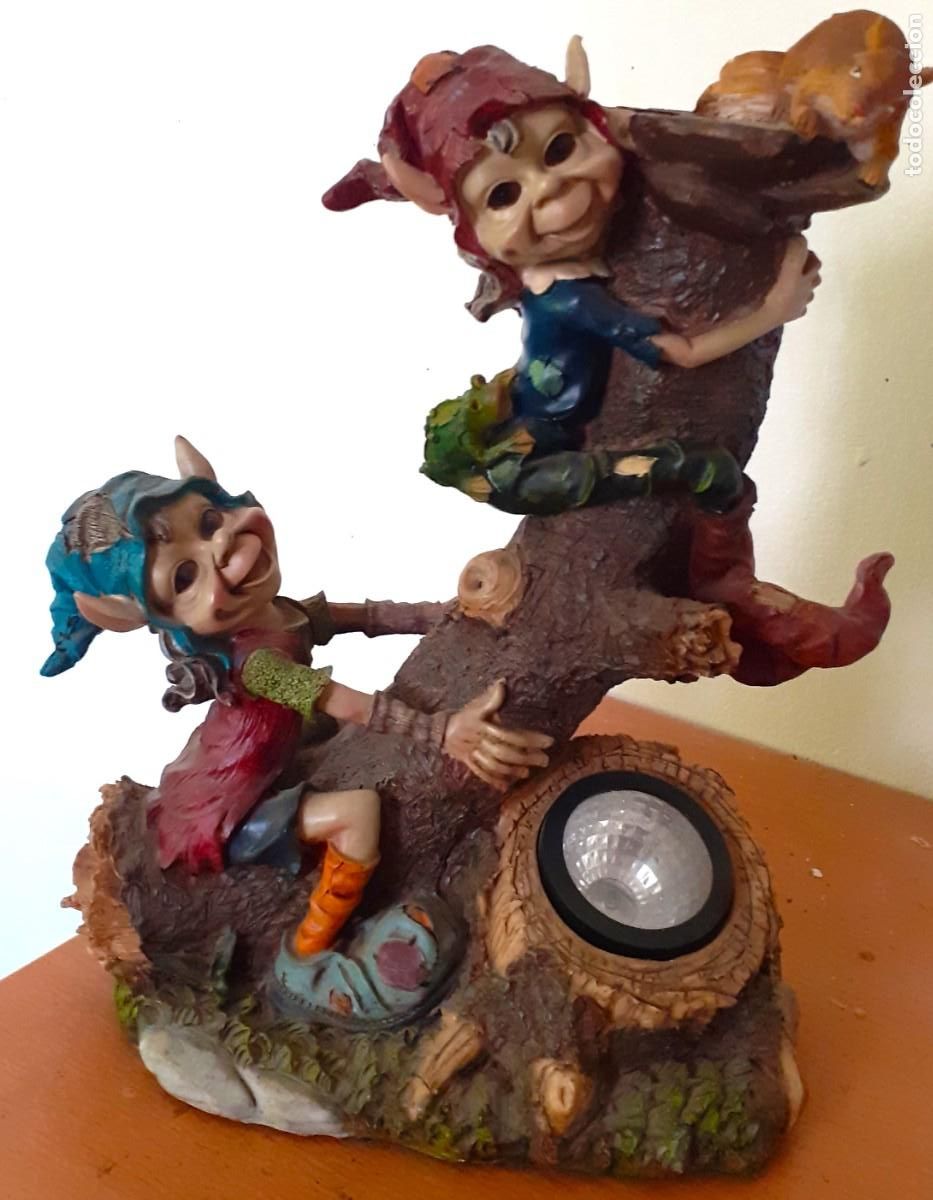 Antig&uuml;edades: PAREJA DE ELFOS. FIGURA. - Foto 1