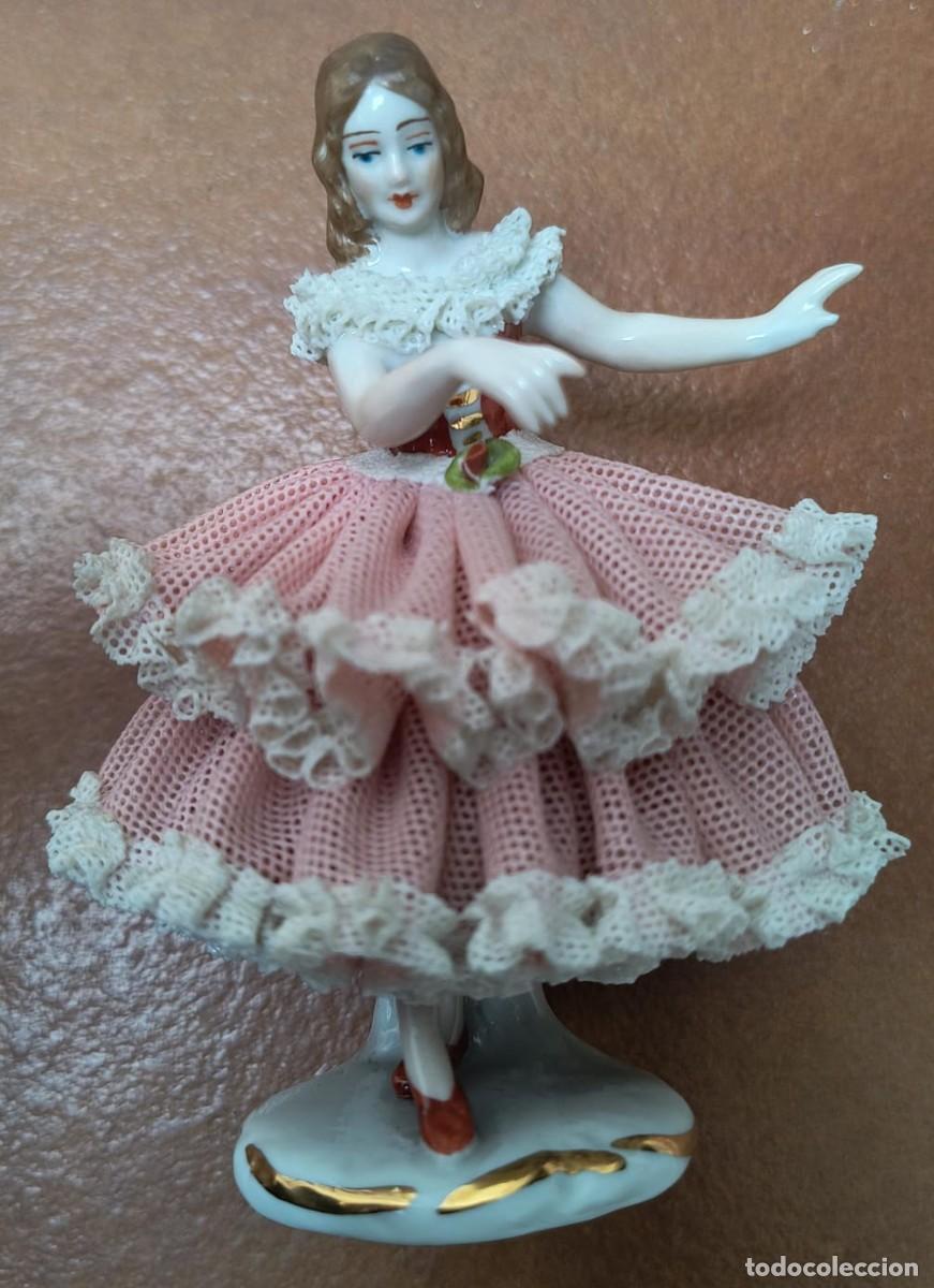 Antig&uuml;edades: FIGURA DE PORCELANA BAILARINA ALEMANA - ENCAJE DE DRESDE - LISA WIEN I.