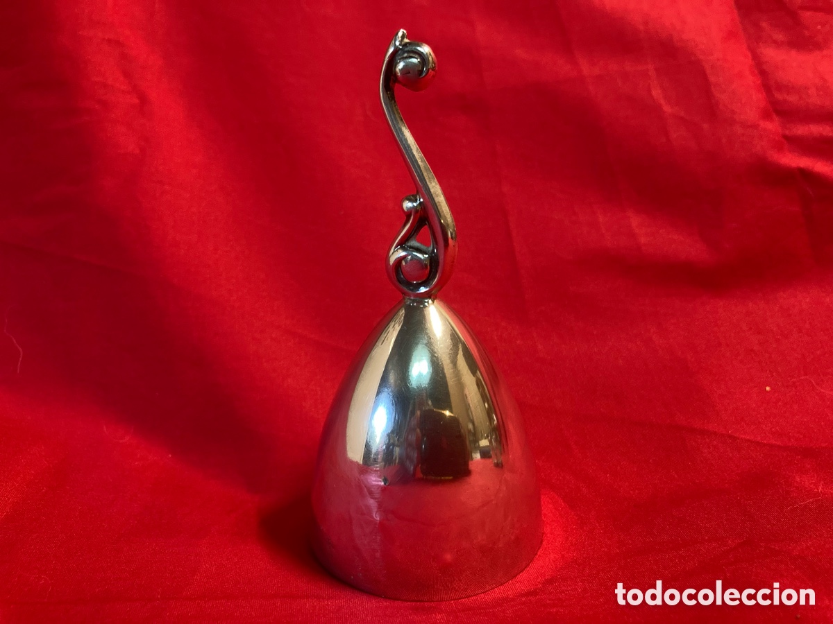 Antig&uuml;edades: PRECIOSA CAMPANA DE PLATA DE LEY ANTIGUA Art Deco.